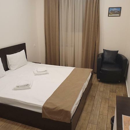5 Rooms Mini-Hotel & Tours Erivan Exterior foto