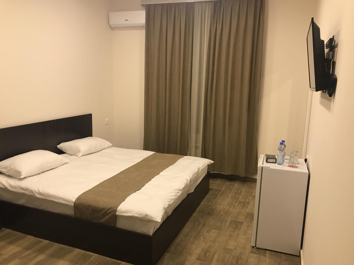 5 Rooms Mini-Hotel & Tours Erivan Exterior foto