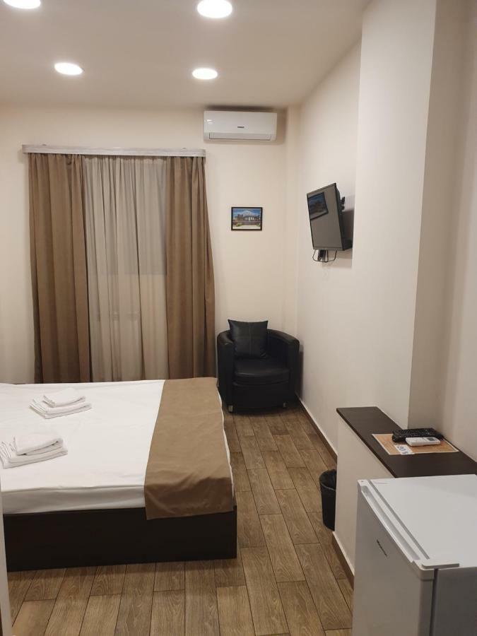 5 Rooms Mini-Hotel & Tours Erivan Exterior foto